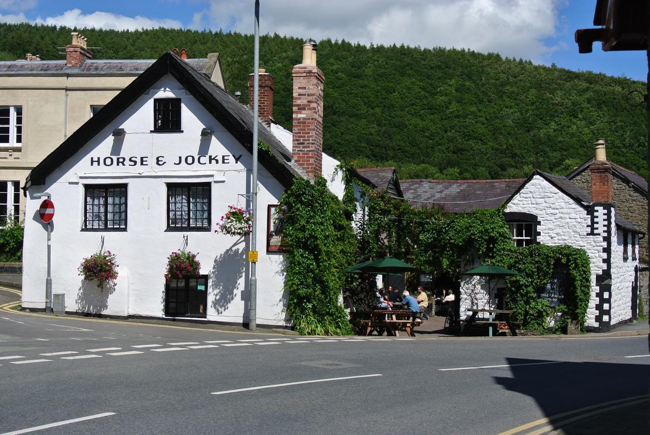 The Horse & Jockey Inn Knighton  Exterior foto